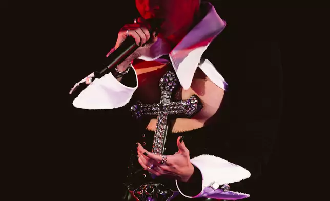 《TYSON YOSHI THE VILLAIN LIVE IN HONG KONG 》首場。