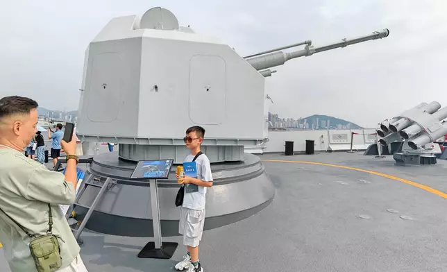 運城艦上的武器。讀者提供圖片