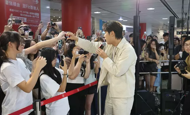 Arvin自爆是鐵路迷。