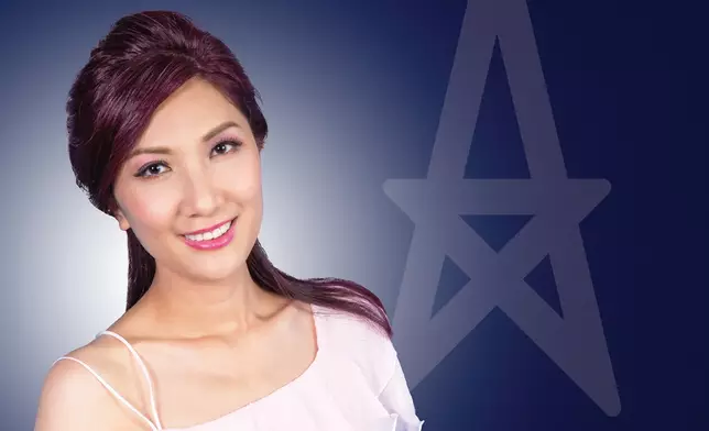 十年前的造型照。