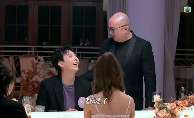 最終Kris係一身汗收場。