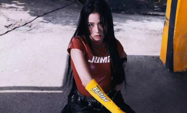 JISOO。BLACKPINK官方X圖片