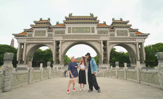 農夫跟Karen今晚轉戰順德，即歎雙皮奶雪糕。