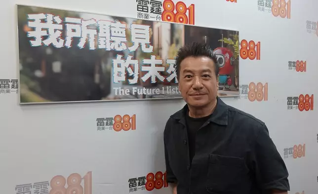 石修（修哥）聲演一位懷才不遇的歌手「夏守正」，對「成功」二字有著難以釋懷的執著，角色帶有濃厚的「中二氣質」。