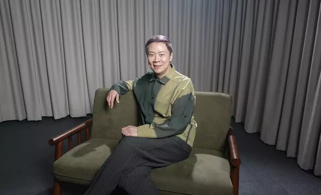 陳志雲（Stephen）聲演一位表面灑脫、實則空虛、幽默中帶點蒼涼的編劇「司徒文泰」。