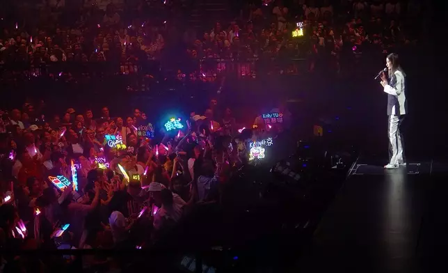 歌迷熱情逐晚升溫