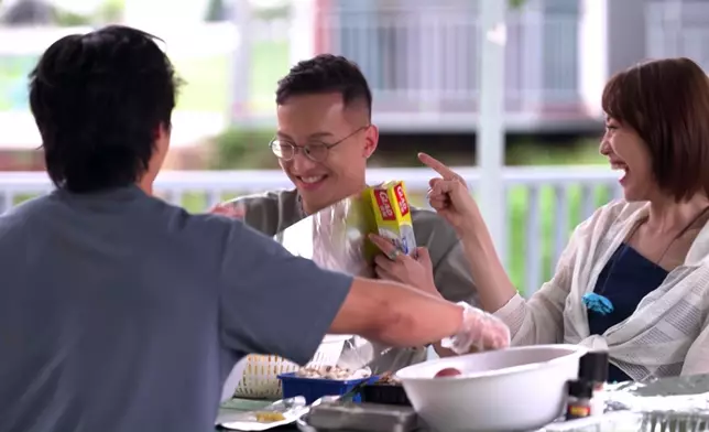 女神將會Changing Partners。