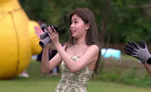 Jacob劈柴令芷晴大開眼界咁款，芷晴嘅迷妹樣好Cute。