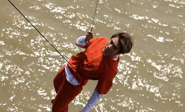 其實丁丁呢場戲都好高難度！