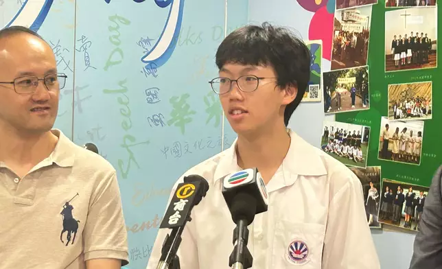 華英中學超級狀元黃柏熹。巴士的報記者攝