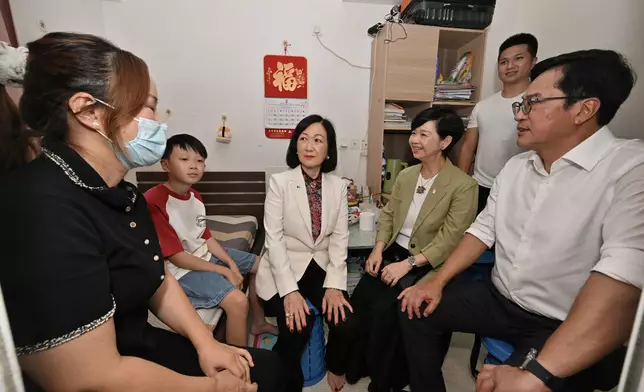 黃偉綸 Michael Wong FB