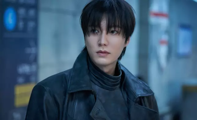 李敏鎬飾演小說中的傳奇主角劉眾赫。網上圖片