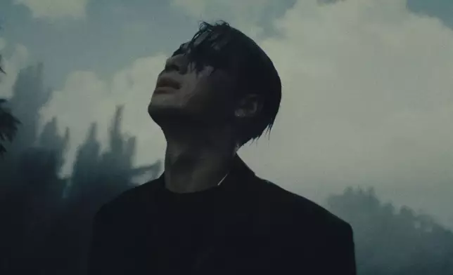 歌曲《Made Me a Man》預告