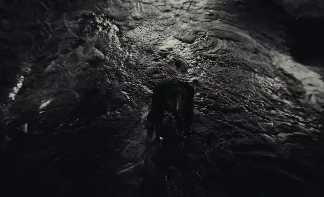 歌曲《Made Me a Man》預告