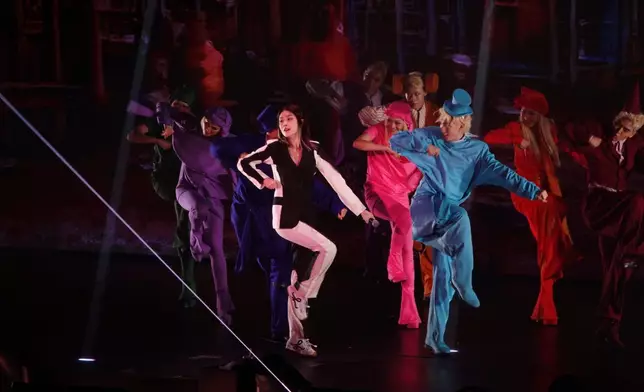 Kelly談十年後展望。