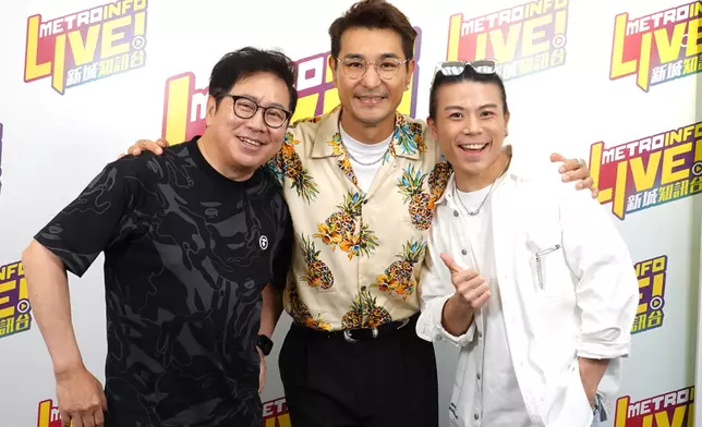 陳展鵬接受李有毅(左)、李國煒(右)訪問