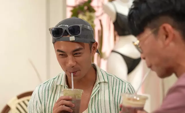 「男子組」去內衣專門店大歎咖啡？