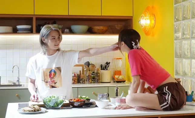 MV 演活「暖男虎」。