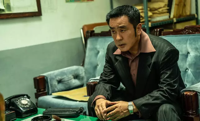 柳承龍在新劇《下流大盜》中以大叔造型登場。 Disney＋提供圖片