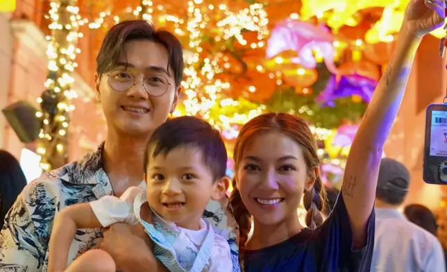 何雁詩（Stephanie）鄭俊弘兒子鄭讚廷（Asher）已經3歲。