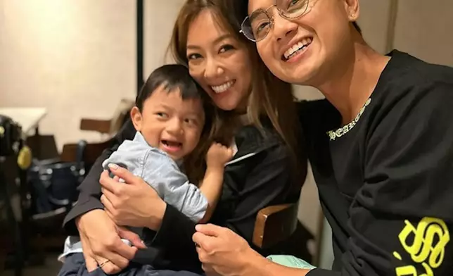 何雁詩冷對兒子遭嘲笑。