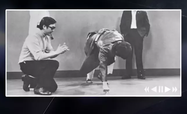 李小龍離世前在《歡樂今宵》示範踢木板及「二指禪」的珍貴片段。