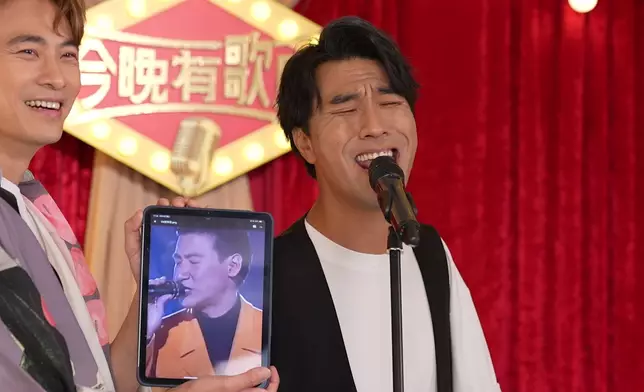 金凱模仿「四大天王」。