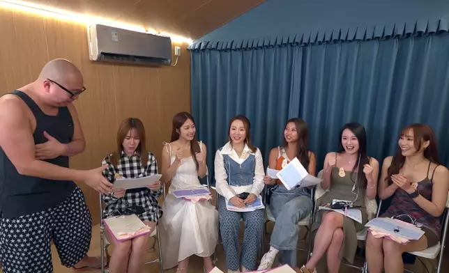 王菲條裙，眼利嘅網民仲大讚好難Carry。