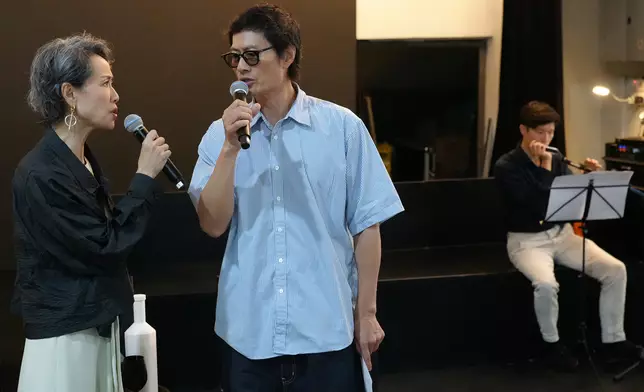 葉童新嘗試由鬧交變「唱」對方！