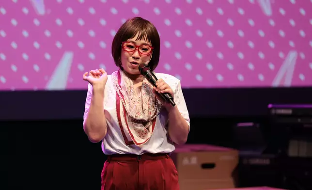 120分鐘獨腳戲。