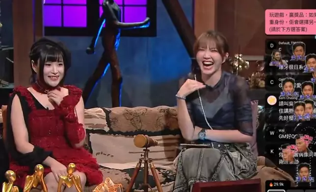 歌手出身的Jinny對地下偶像的運作很感興趣。