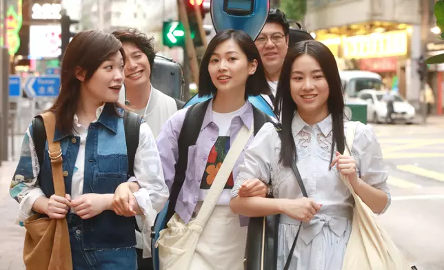 短髮嘅Rosita好青春吖。