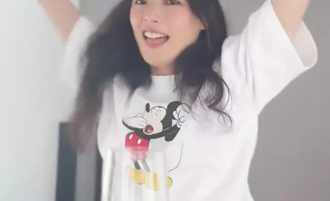 又又特意去同舒淇慶祝。