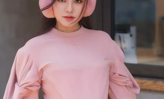 首次參與作曲部份。