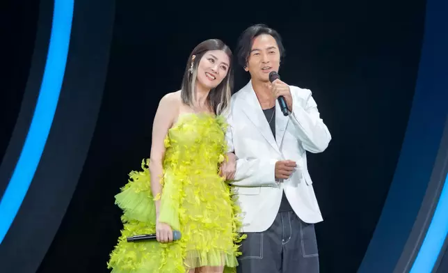 嘉賓環節驚喜邀請到電影好拍檔鄭伊健。