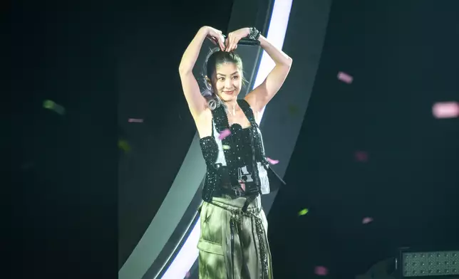 Kelly笑言「頂硬上」encore答謝！