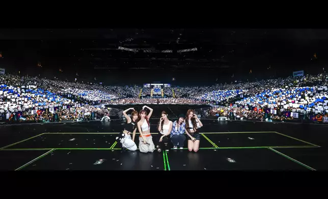 LE SSERAFIM在7月25日、26日舉行一連兩場演唱會。 LE SSERAFIM twitter圖片