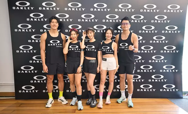 李載允Peter，Pony，Kathy仔，米露迪和許家傑Jack一同出席活動。