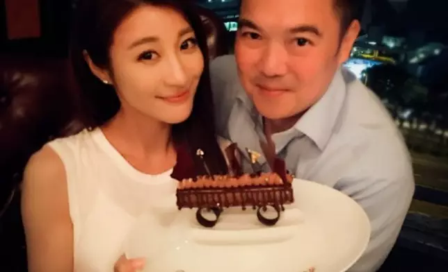 最後兩公婆都被獲撤回破產呈請。