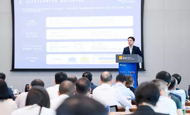 守正公司總經理冉鵬作專題分享。