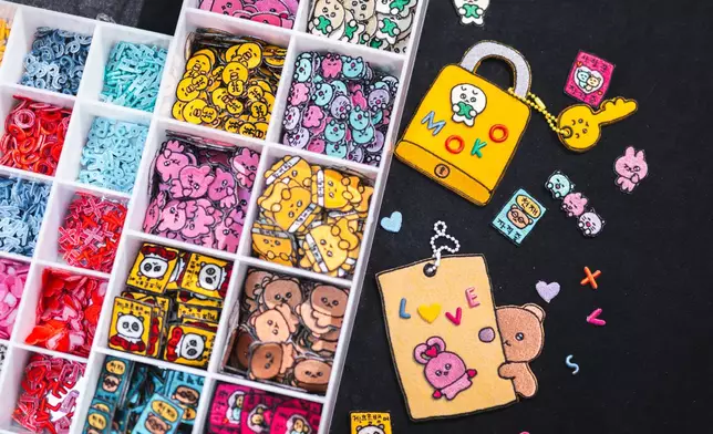 將限量版崔高興主題燙章、26個英文字母及特色符號等超過40款圖案的熨燙布貼隨意配搭