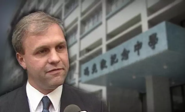 時任大埔警區分區指揮官靳敦賢警司。