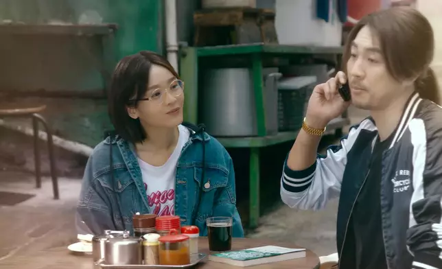 Ali傻氣冧豬樣好Cute呀。