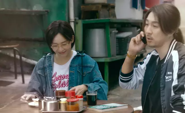 Ali傻氣冧豬樣好Cute呀。