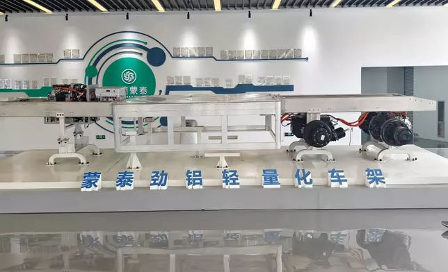 勁鋁輕量化車架。巴士的報記者攝