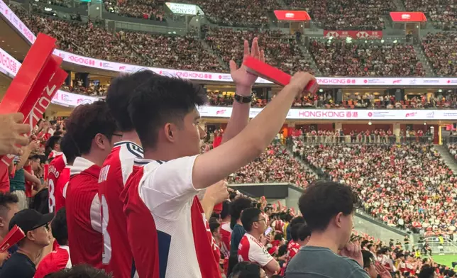 巴士的報記者攝