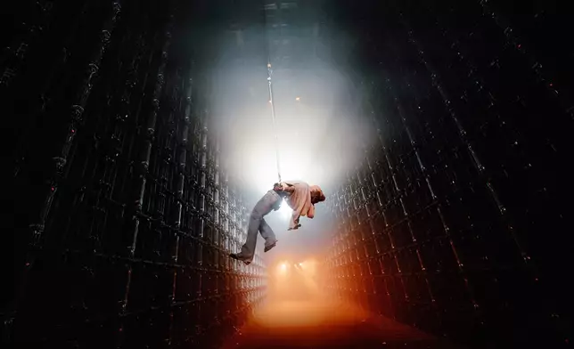 滿足自己的「中二病」，認真巴閉！