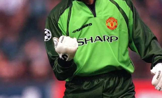 觀眾可於兩場友誼賽，分別一睹曼聯名宿舒米高（圖）及菲爾鍾斯的風采。