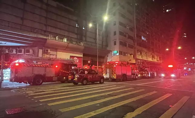 洗衣街建煌華廈一單位發生火警，釀3死1傷。FB圖片