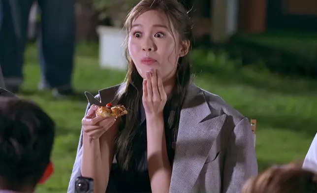 Step繼續做貫徹佢嘅「花生擔當」。